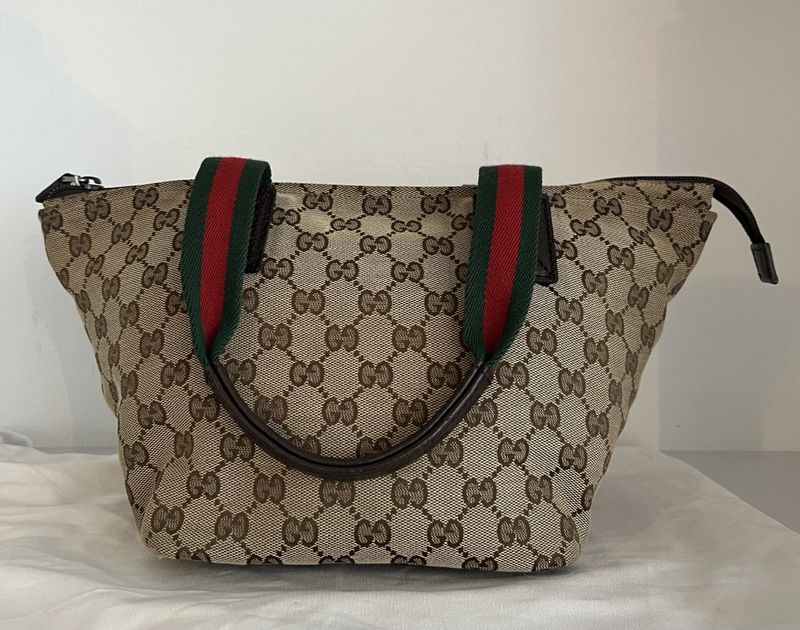 101876 - GUCCI  tote 