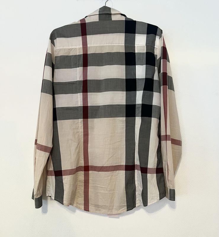 101926 - Burberry skjorte