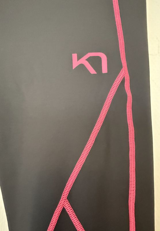102561- treningstights Kari Traa