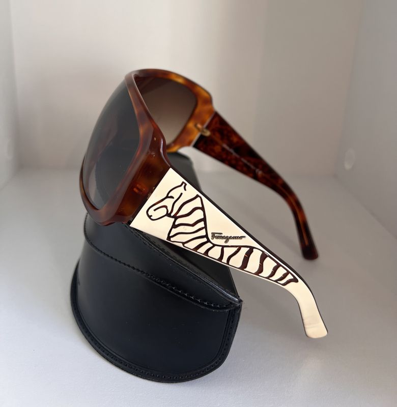 102383 - Salvatore Ferragamo Solbriller