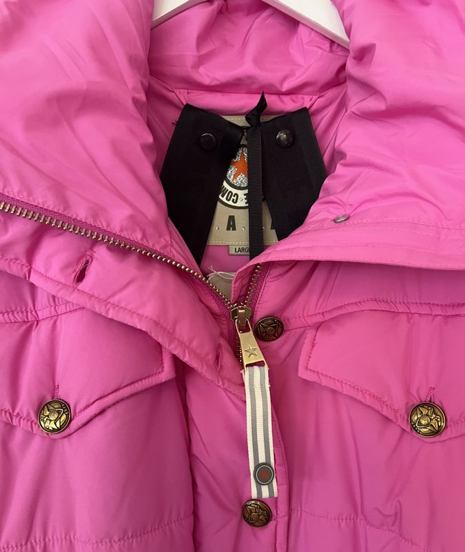 101849 - C.A.Y.A Rihanna parkas