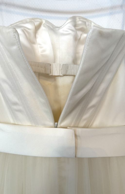 101911- Brudekjole fra Whitestory