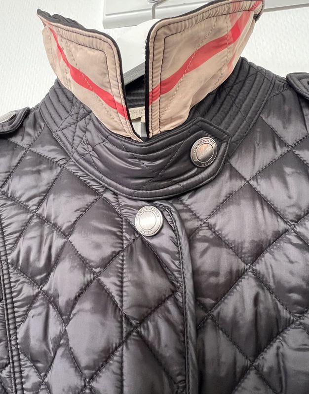 2104 - Burberry Brit Jakke