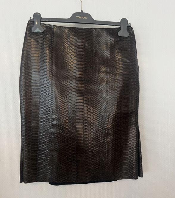 Hovedbilde 354 - Tom Ford Python skirt