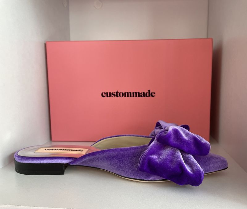 101770- CUTOMMADE flats