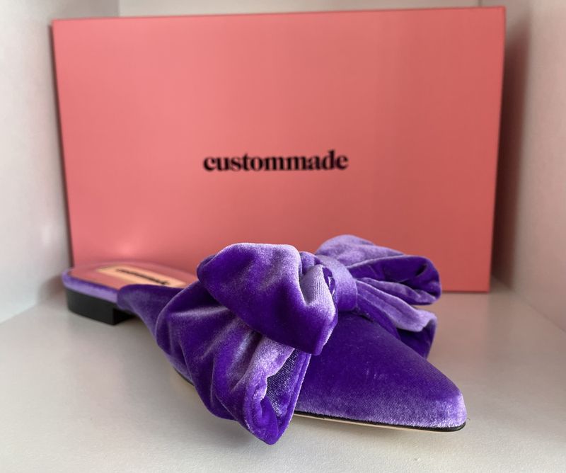 101770- CUTOMMADE flats